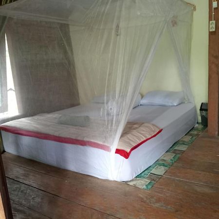 Landak River Guest House Only Trekking With Us Букит-Лаванг Экстерьер фото